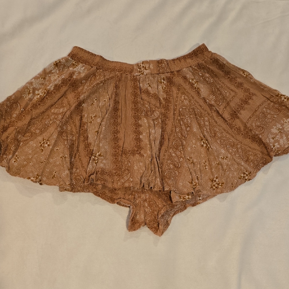 Tan Skorts